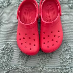 CROCS Red Water Shoes Classic Comfort